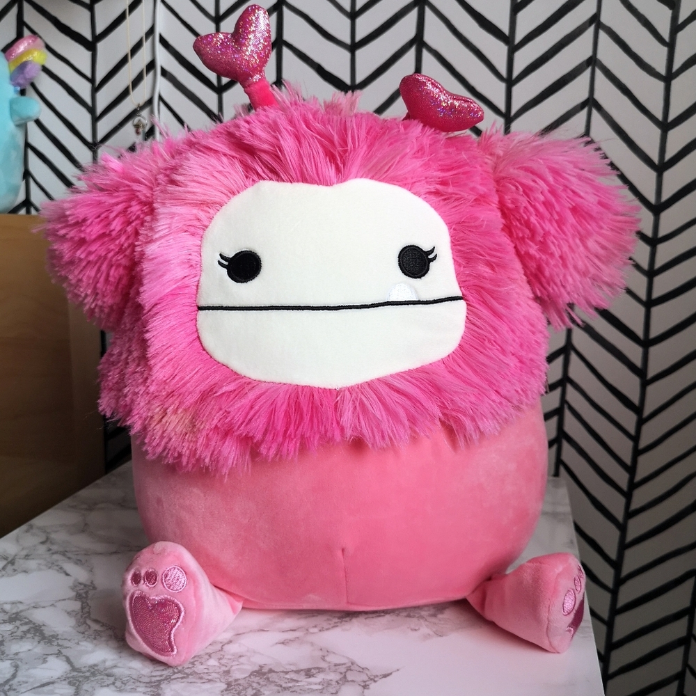 11-in Caparinne Squishmallows